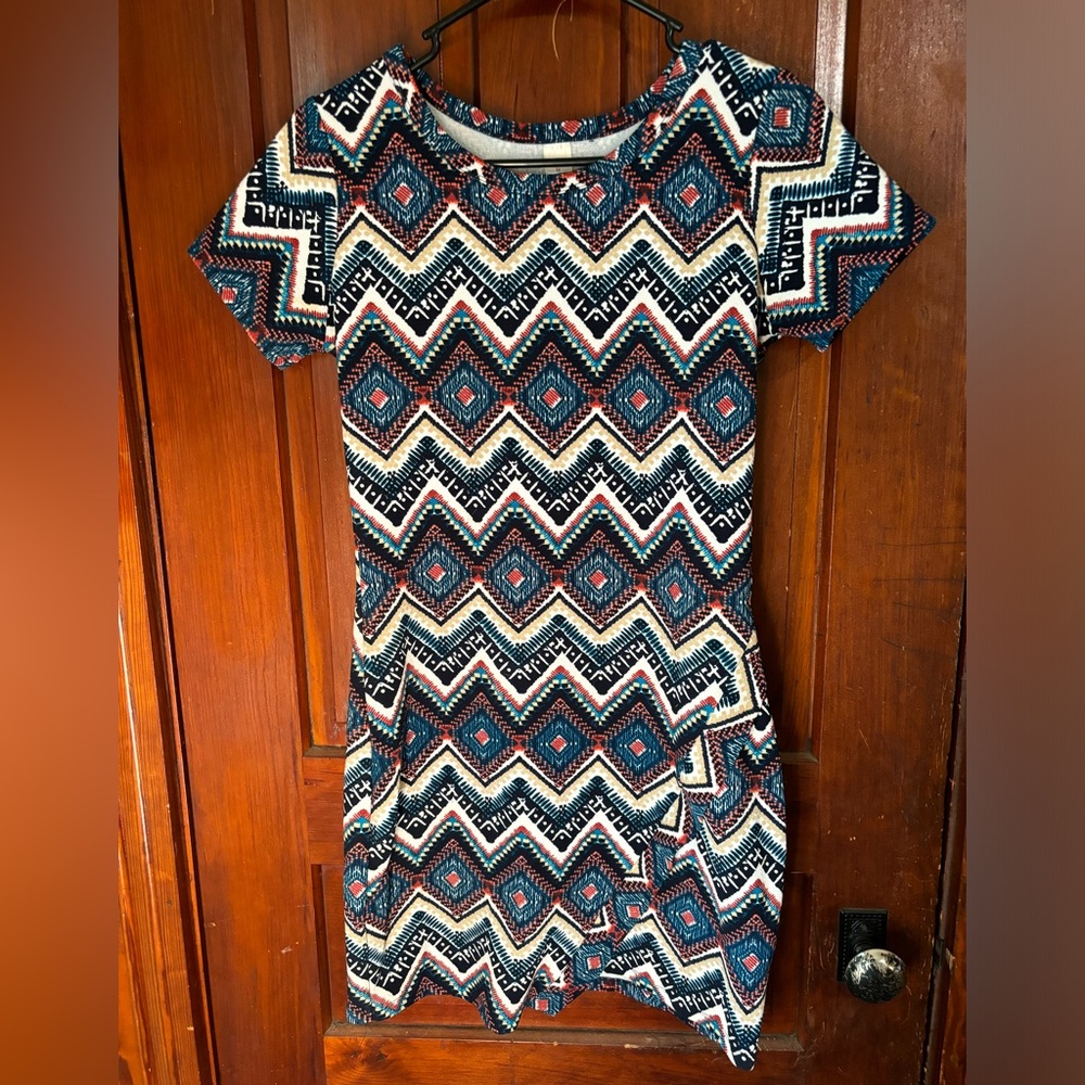 Zig Zag Patterned BONGO Dress - Black, White, Blue, Red, Brown